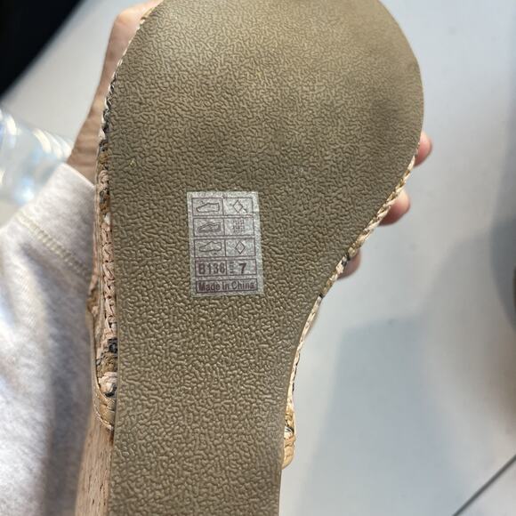 Blowfish Malibu Slip On Sandals sz 7 M Cork Wedge Slide Brown Raffia Natural - Picture 9 of 10